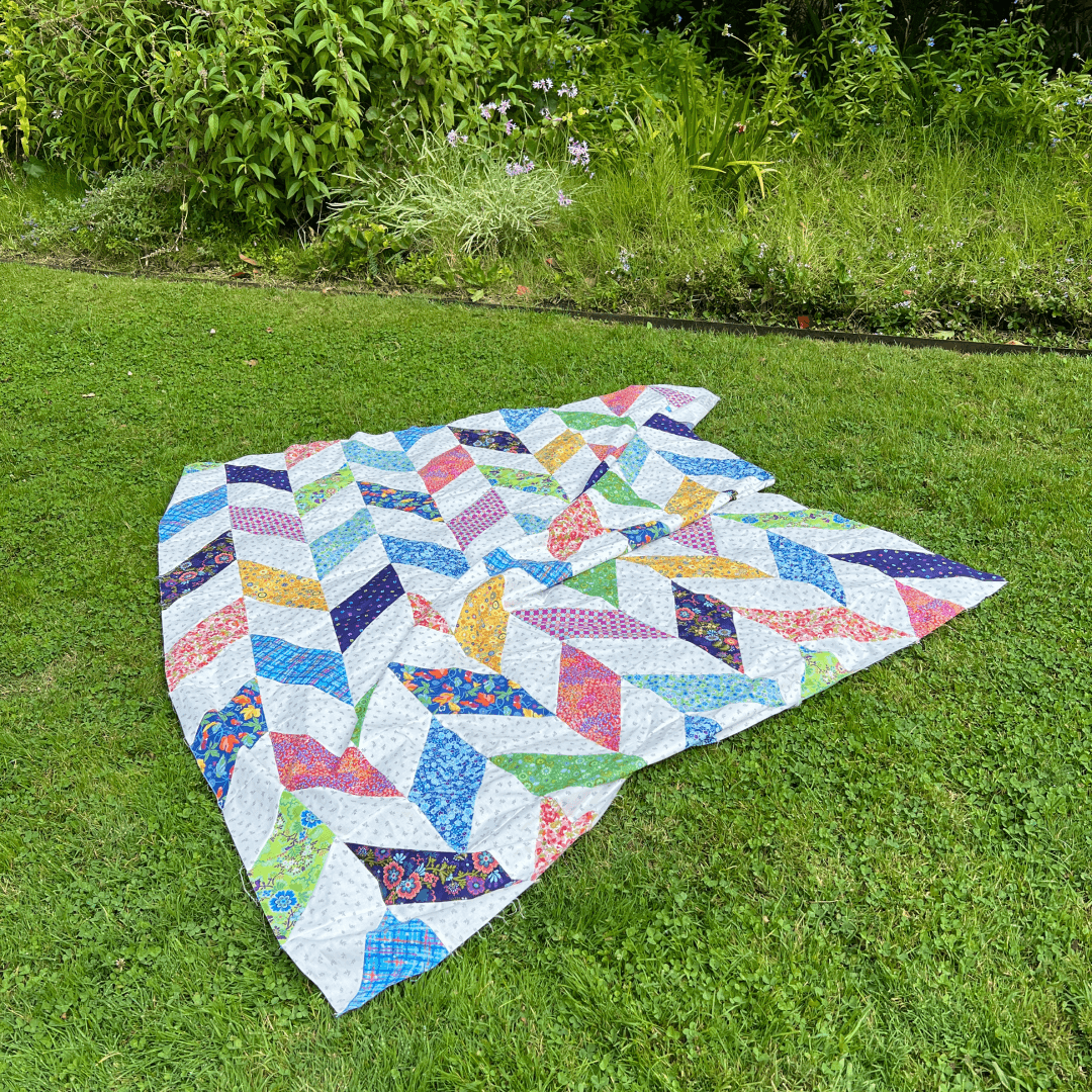 Feathers No Cutting Quilt Kit